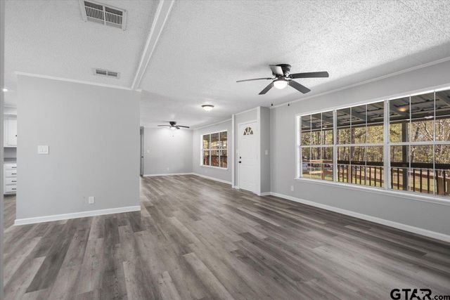 18607 C R 498, Lindale, TX 75771