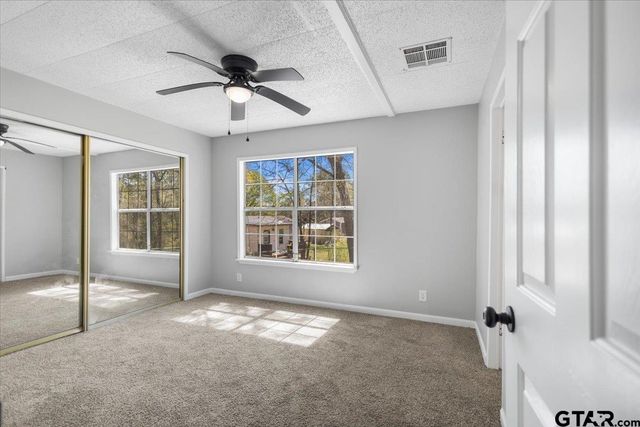 18607 C R 498, Lindale, TX 75771