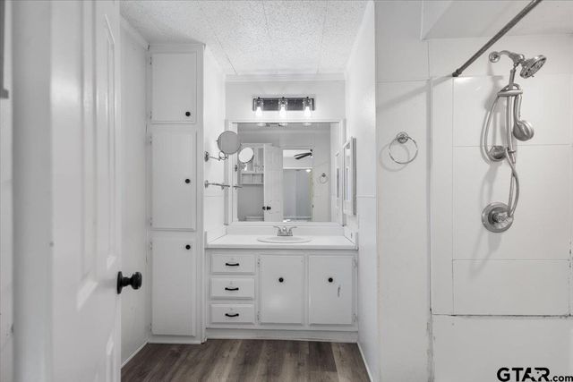 18607 C R 498, Lindale, TX 75771