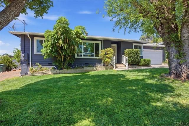 387 Girard Way, Vista, CA 92084