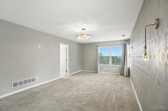 4870 Highland Oaks Drive, Green Twp, OH 45248