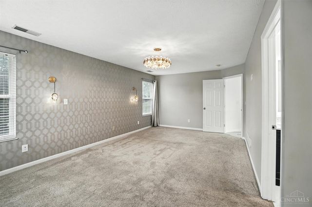 4870 Highland Oaks Drive, Green Twp, OH 45248
