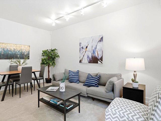 801 Confidence Dr 2, Longmont, CO 80504