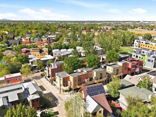 801 Confidence Dr 2, Longmont, CO 80504