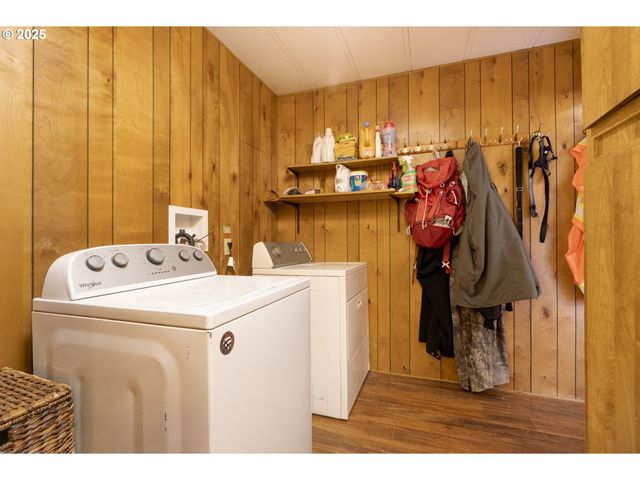 400 A St, Dallesport, WA 98617