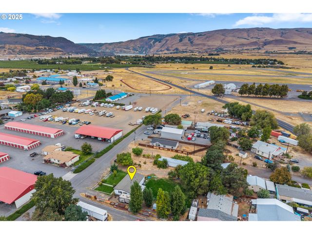 400 A St, Dallesport, WA 98617