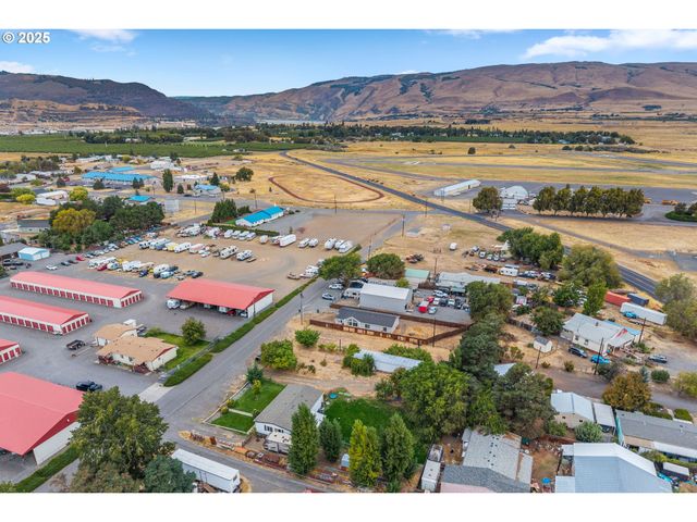 400 A St, Dallesport, WA 98617