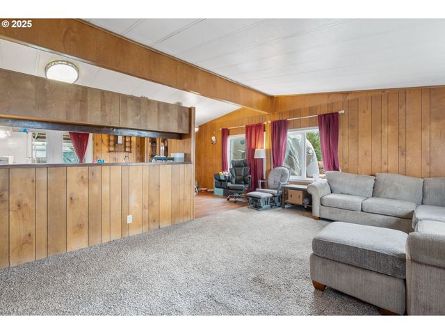 400 A St, Dallesport, WA 98617