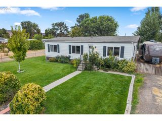 400 A St, Dallesport, WA 98617