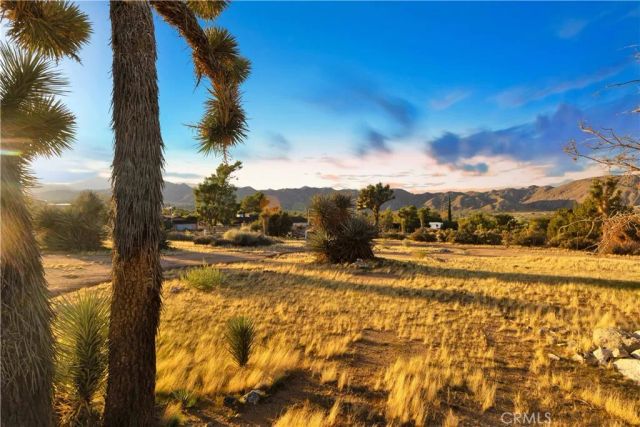 7985 Deer Trail, Yucca Valley, CA 92284