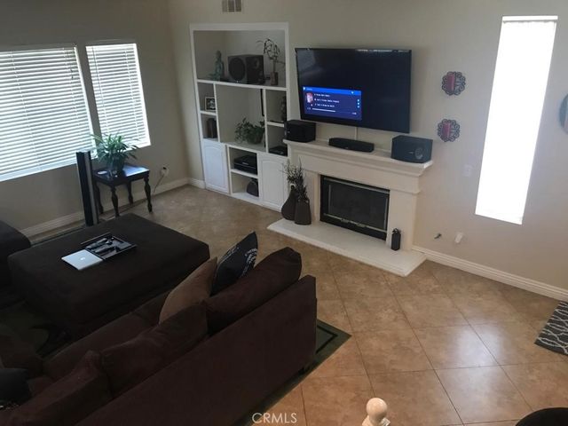 143 Autumn Leaf, Mission Viejo, CA 92692