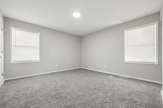 646 S Fort Avenue, Springfield, MO 65806