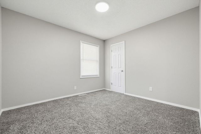 646 S Fort Avenue, Springfield, MO 65806