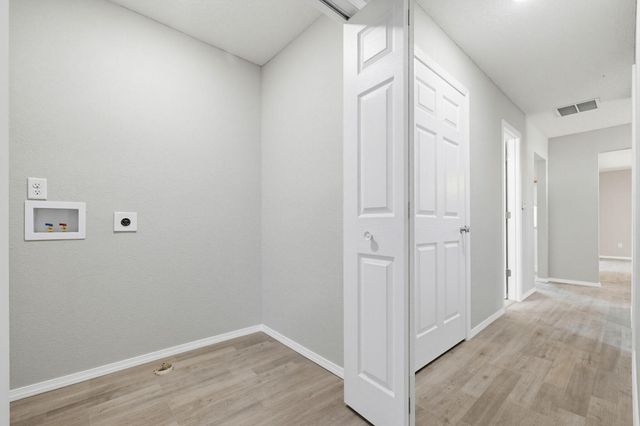 646 S Fort Avenue, Springfield, MO 65806