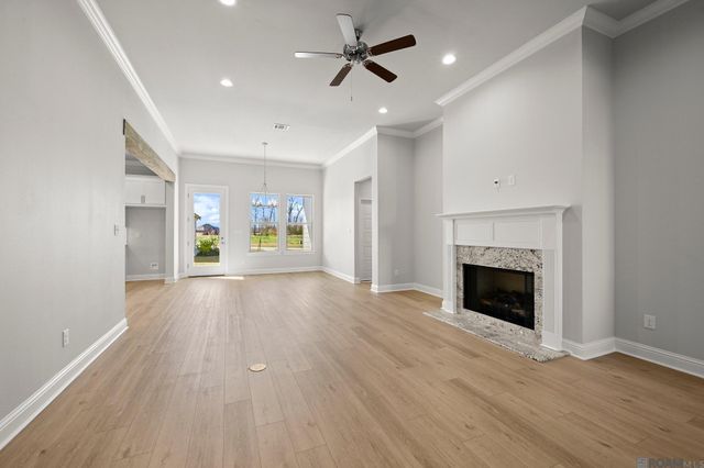 36130 Belle Parc Ave, Geismar, LA 70734
