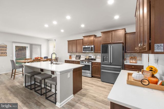 9 MOSSY CREEK LN, Fredericksburg, VA 22405