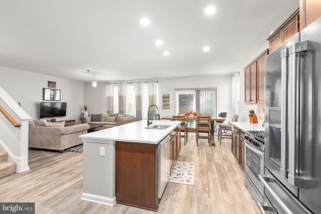 9 MOSSY CREEK LN, Fredericksburg, VA 22405