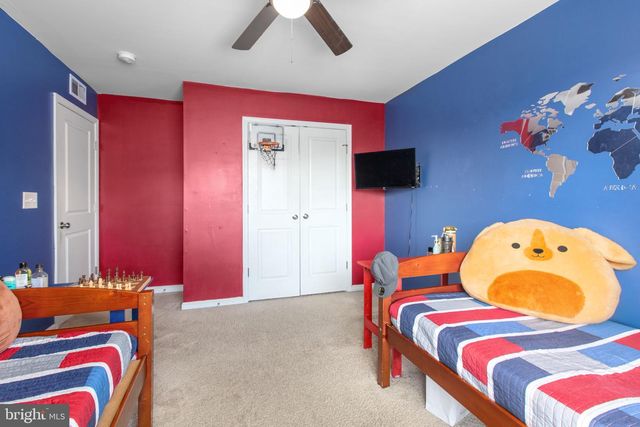 9 MOSSY CREEK LN, Fredericksburg, VA 22405