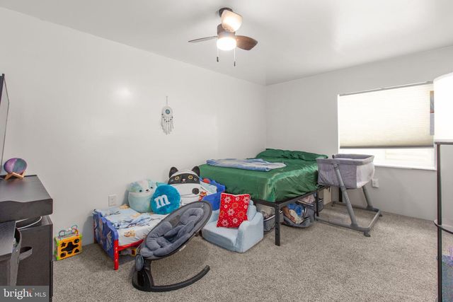 9 MOSSY CREEK LN, Fredericksburg, VA 22405