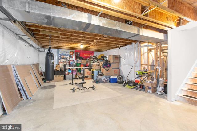 9 MOSSY CREEK LN, Fredericksburg, VA 22405