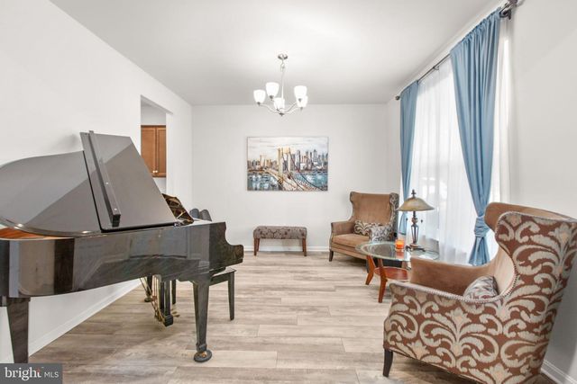 9 MOSSY CREEK LN, Fredericksburg, VA 22405