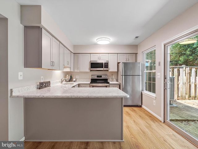 911 BREAKWATER DR, Annapolis, MD 21403