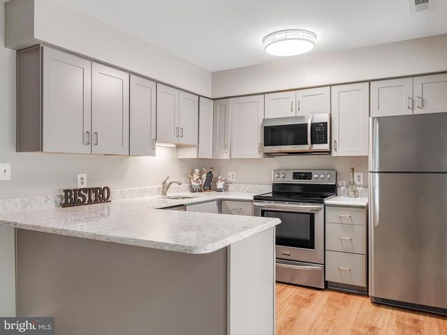 911 BREAKWATER DR, Annapolis, MD 21403
