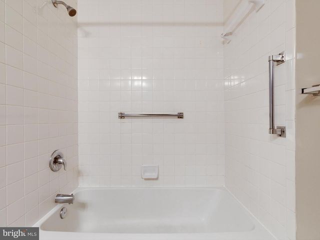 911 BREAKWATER DR, Annapolis, MD 21403