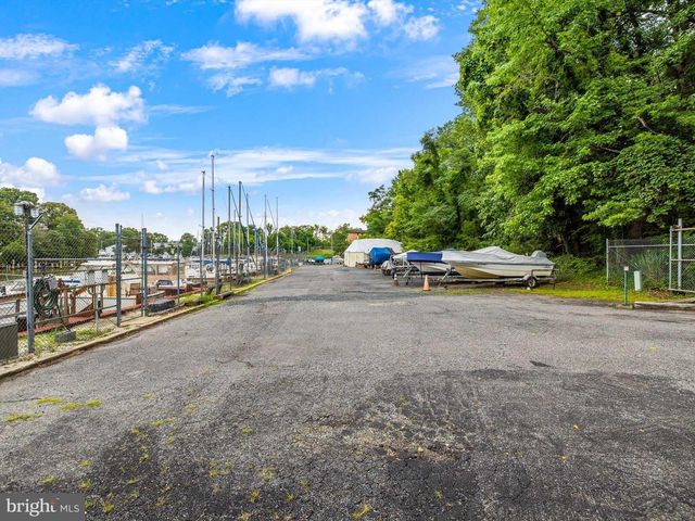 911 BREAKWATER DR, Annapolis, MD 21403