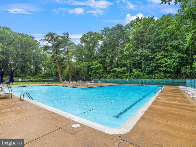 911 BREAKWATER DR, Annapolis, MD 21403