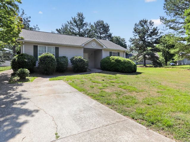1875 Tamara Way, Spartanburg, SC 29301