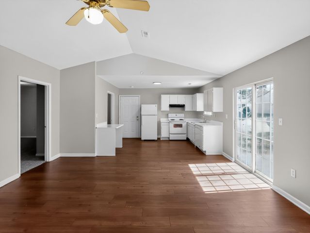 1875 Tamara Way, Spartanburg, SC 29301