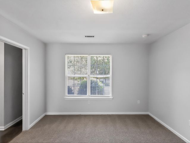 1875 Tamara Way, Spartanburg, SC 29301