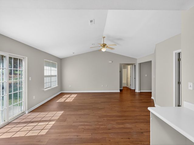1875 Tamara Way, Spartanburg, SC 29301