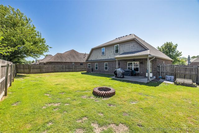 2405 13th Street, Broken Arrow, OK 74012