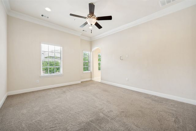 572 Waterloo Drive, Lewisville, TX 75067