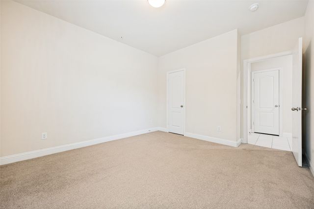 572 Waterloo Drive, Lewisville, TX 75067