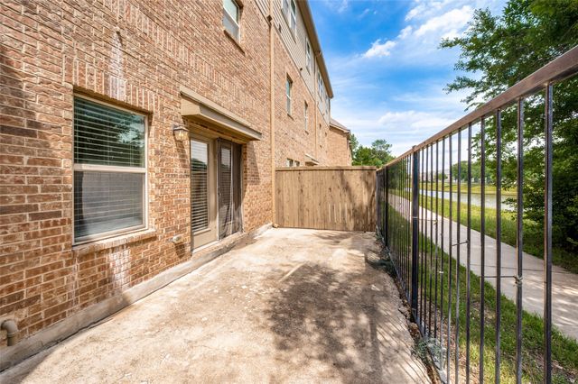572 Waterloo Drive, Lewisville, TX 75067