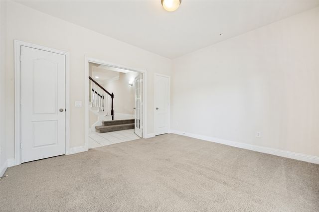 572 Waterloo Drive, Lewisville, TX 75067