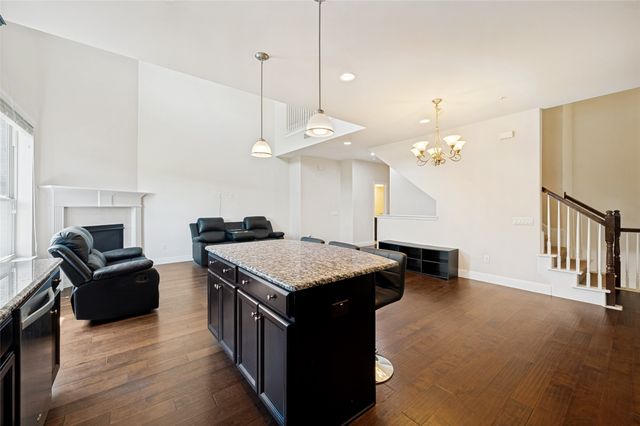 572 Waterloo Drive, Lewisville, TX 75067