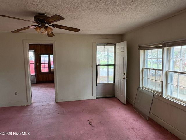 133 Hagar Lane, Pollocksville, NC 28573