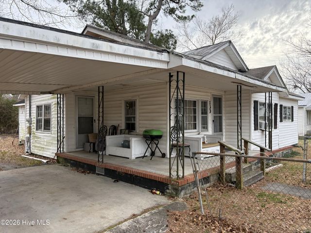 133 Hagar Lane, Pollocksville, NC 28573