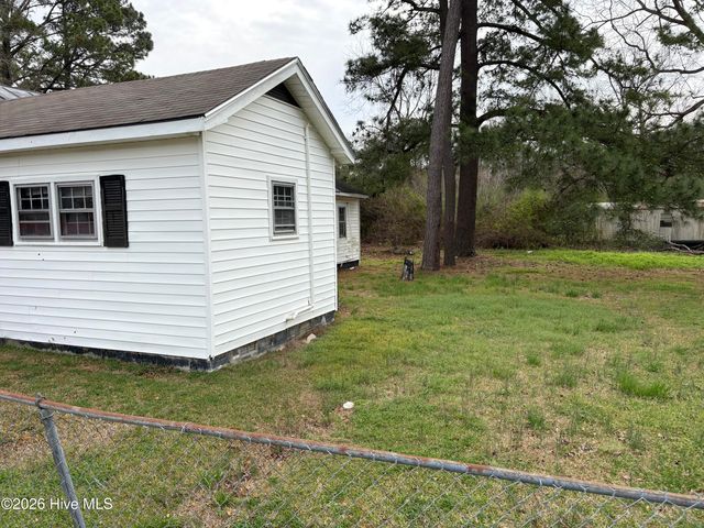 133 Hagar Lane, Pollocksville, NC 28573