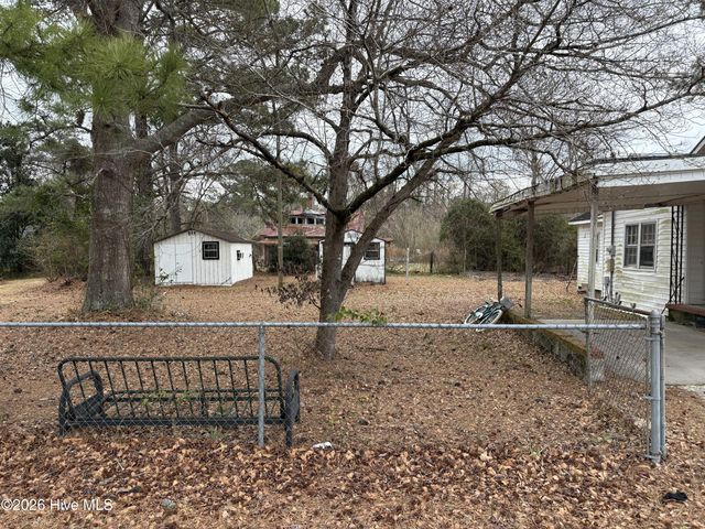 133 Hagar Lane, Pollocksville, NC 28573