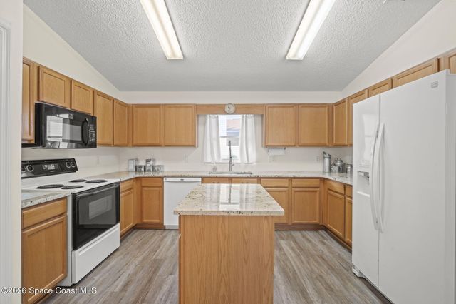 24618 Stillridge Court, Leesburg, FL 34748