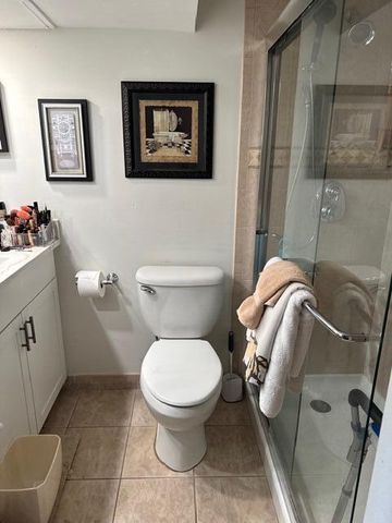 440 Pine Glen Lane B-1, Greenacres, FL 33463