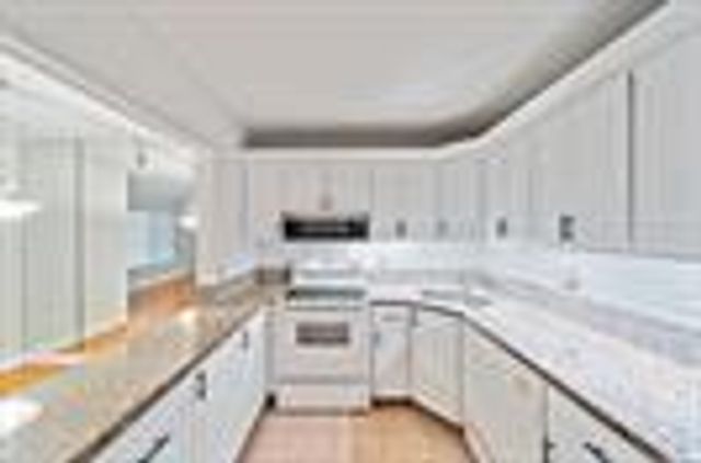 440 Pine Glen Lane B-1, Greenacres, FL 33463