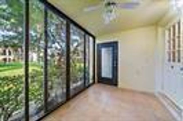 440 Pine Glen Lane B-1, Greenacres, FL 33463