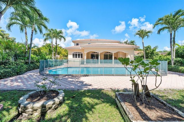 3765 Prairie Ave 3765, Miami Beach, FL 33140