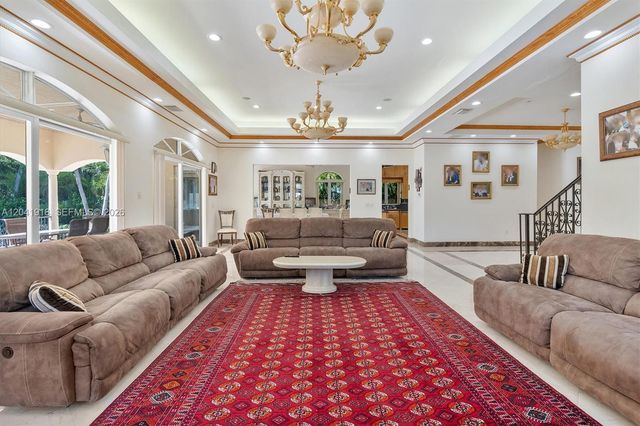 3765 Prairie Ave 3765, Miami Beach, FL 33140